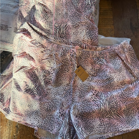 NWT Skims Sleep set short sleeve Animal Print - Picture 7 of 11